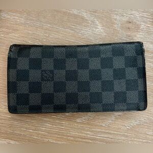 Louis Vuitton Damier Graphite Brazza Wallet